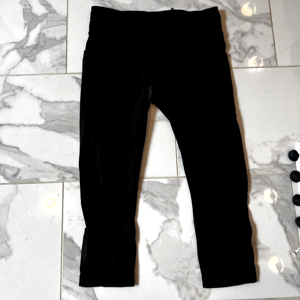 Lulu Lemon leggings, black size 6